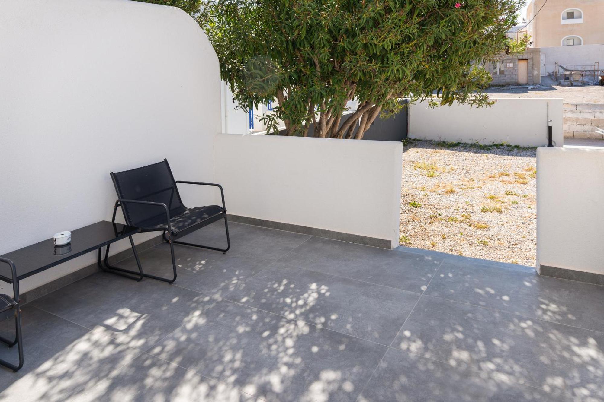 Aegean Blue Santorini Perissa Apartment Exterior photo